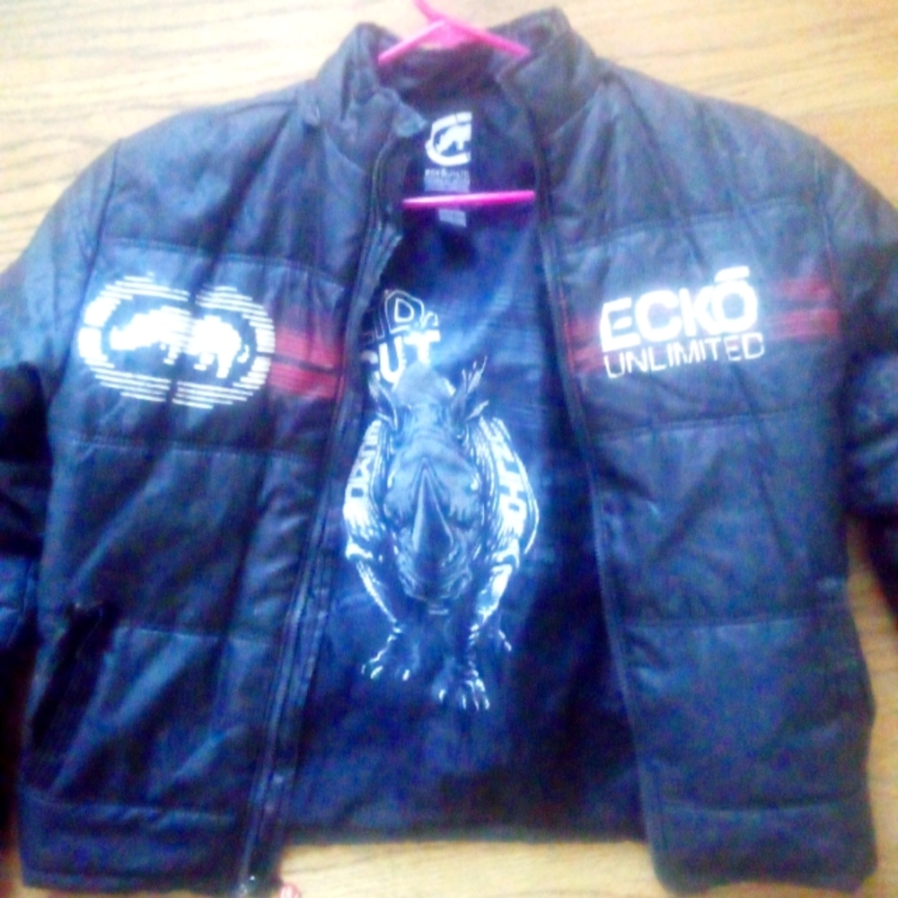 ECKO UNLIMITED JACKET, SIZE MEDIUM, AND BLACK IN COLOR